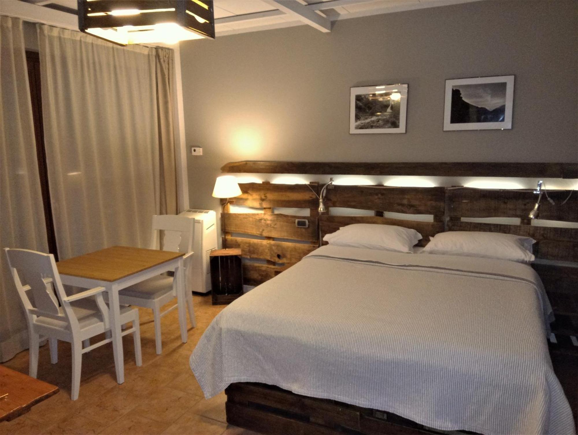 Ca'Luna Guest House Мондови Экстерьер фото